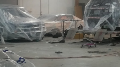 Auto Body Shop «Maaco Collision Repair & Auto Painting», reviews and photos, 355 Treck Dr, Tukwila, WA 98188, USA