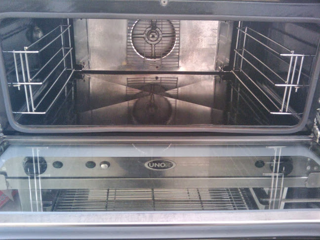 Bedfordshire Oven Cleaning - House cleaning service