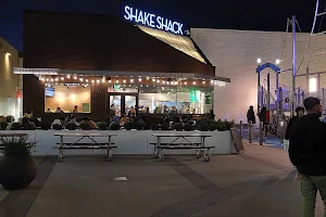Shake Shack Tysons Corner image