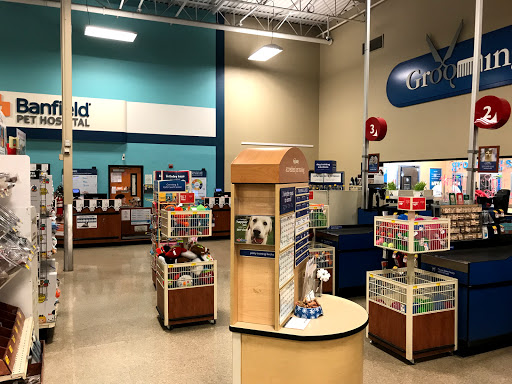 Pet Supply Store «PetSmart», reviews and photos, 1733 S Stapley Dr, Mesa, AZ 85204, USA