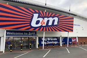 B&M Store image