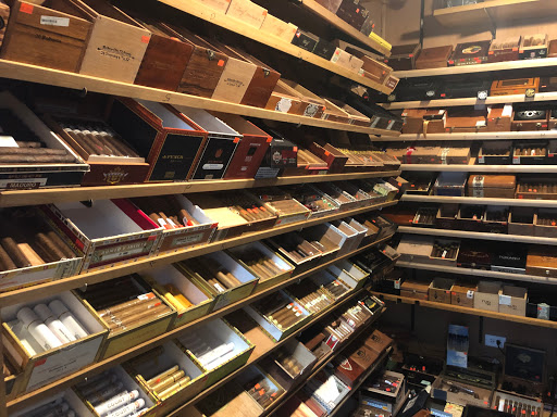 Tobacco Shop «Grayslake Tobacco Inc», reviews and photos, 1864 E Belvidere Rd, Grayslake, IL 60030, USA