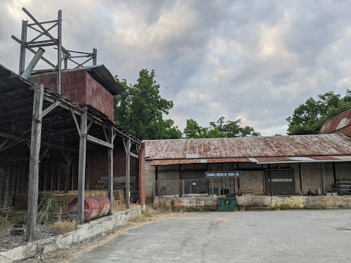 Pet Supply Store «Adams-Briscoe Seed Co», reviews and photos, 325 E 2nd St, Jackson, GA 30233, USA