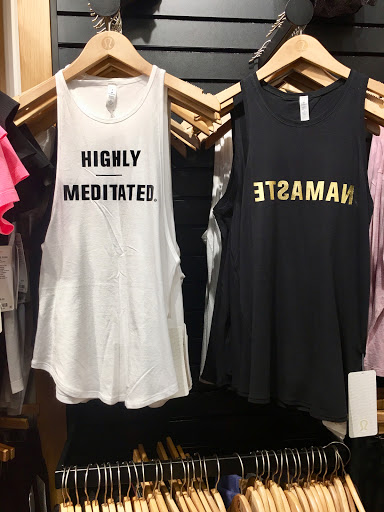 Sportswear Store «lululemon», reviews and photos, 622 Oakbrook Center, Oak Brook, IL 60523, USA