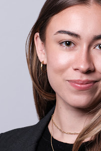 Amavit Headshot Portrait Photographer - Photo 8 - Car repair in , Stamford