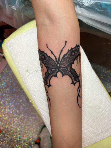 Find simple tree tattoo ideas for your next unique tattoo in Houston at The Neon Jackal Tattoo