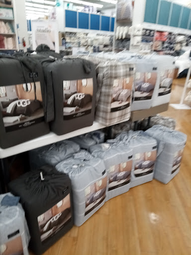 Department Store «Bed Bath & Beyond», reviews and photos, 11101 University Ave, Clive, IA 50325, USA