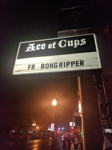 Bar «Ace of Cups», reviews and photos, 2619 N High St, Columbus, OH 43202, USA