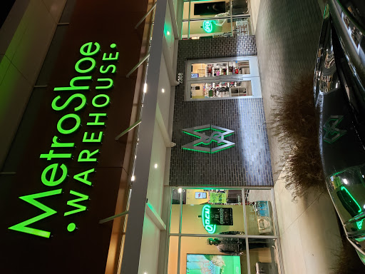 Shoe Store «MetroShoe Warehouse», reviews and photos, 2308 24th Ave NW, Norman, OK 73069, USA