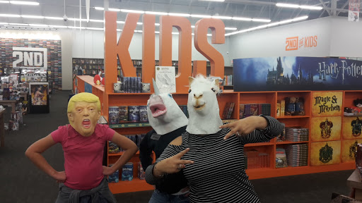 Used Book Store «2nd & Charles», reviews and photos, 12747 Jefferson Ave, Newport News, VA 23602, USA