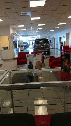 Nissan Dealer «Larry H. Miller Nissan Southwest», reviews and photos, 5067 S Wadsworth Blvd, Littleton, CO 80123, USA