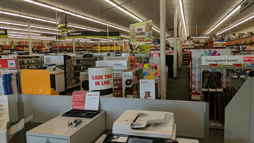 Office Supply Store «Staples», reviews and photos, 2138 W Union Blvd, Bethlehem, PA 18018, USA