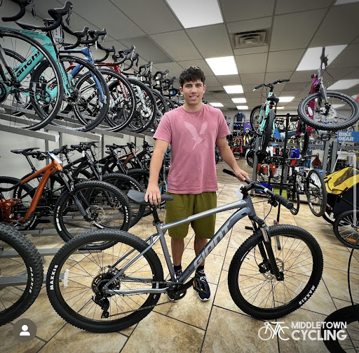 Bicycle Store «Middletown Cycling & Fitness», reviews and photos, 11519 Shelbyville Rd, Louisville, KY 40243, USA