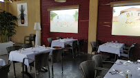Atmosphère du Restaurant La Maison des Viandes à Viriat - n°10