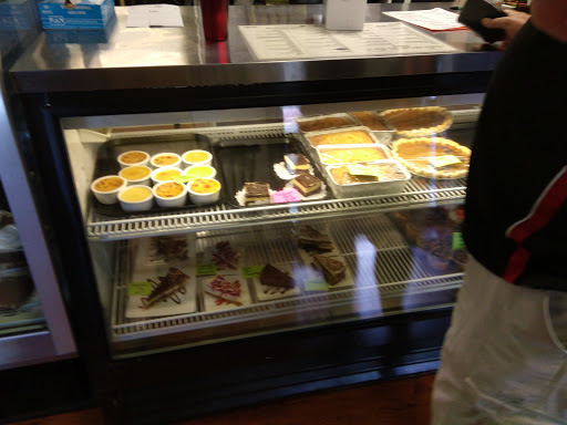 Bakery «Sugar Stop Cake Shop», reviews and photos, 627 W Railroad Ave, Shelton, WA 98584, USA