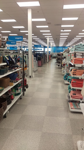 Clothing Store «Ross Dress for Less», reviews and photos, 3000 Gateway St, Springfield, OR 97477, USA