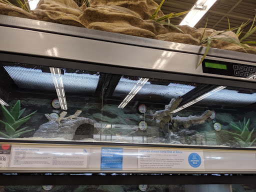 Pet Supply Store «Petco Animal Supplies», reviews and photos, 1215-1309 NJ-33 #1, Hamilton Township, NJ 08690, USA