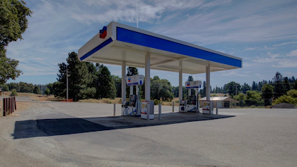 Chevron Gas, Grocery and True Value Hardware Store