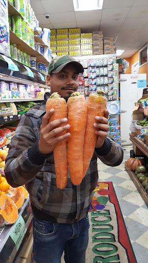 Grocery Store «Mi quisqueya supermarket», reviews and photos, 933 Broad St, Providence, RI 02907, USA