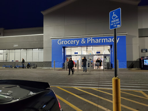 Department Store «Walmart Supercenter», reviews and photos, 2201 Michigan Ave, Arnold, MO 63010, USA