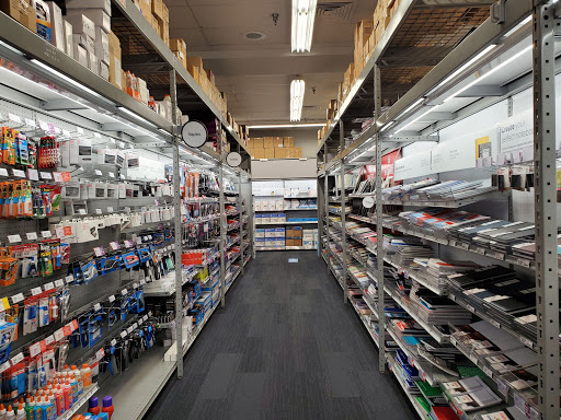 Office Supply Store «Staples», reviews and photos, 9480 Main Street, Fairfax, VA 22031, USA
