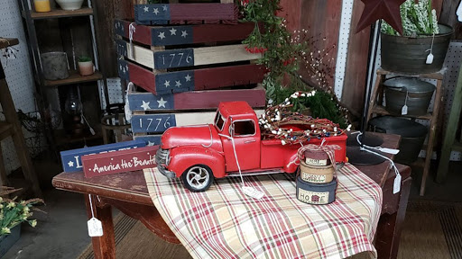 Flea Market «The Slatington Marketplace», reviews and photos, 8281 PA-873, Slatington, PA 18080, USA