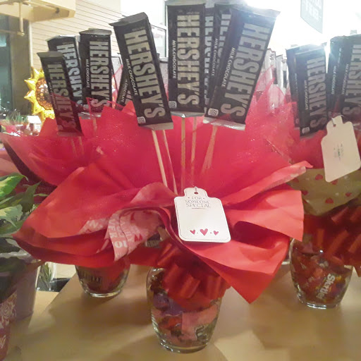 Grocery Store «Giant Food Stores», reviews and photos, 2641 MacArthur Rd, Whitehall, PA 18052, USA