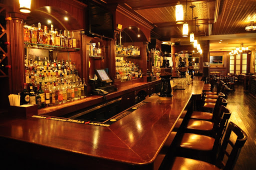 Ryan Maguire's Bar & Restaurant, 28 Cliff St, New York, NY 10038
