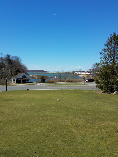 Shopping Mall «Stony Brook Village Center», reviews and photos, 111 Main St, Stony Brook, NY 11790, USA