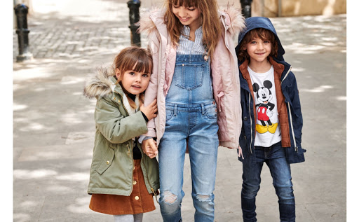 Clothing Store «H&M», reviews and photos, 397 E Sailer Dr, San Mateo, CA 94403, USA