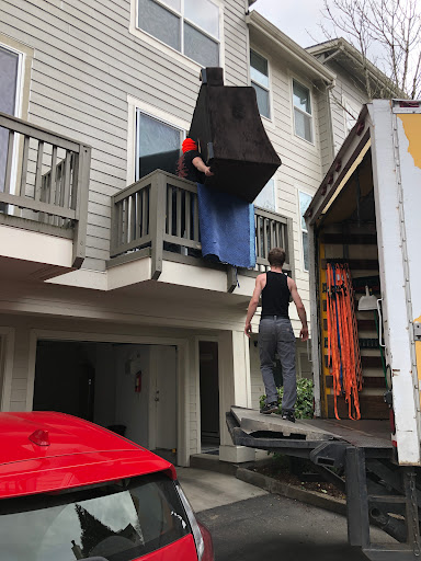 Moving Company «Priority Moving Services», reviews and photos, 560 SE 4th Ave, Hillsboro, OR 97123, USA