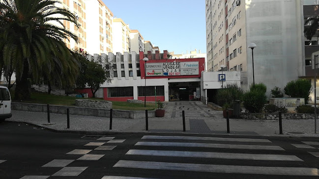 Avaliações doCentro Comercial Pedralvas em Lisboa - Shopping Center