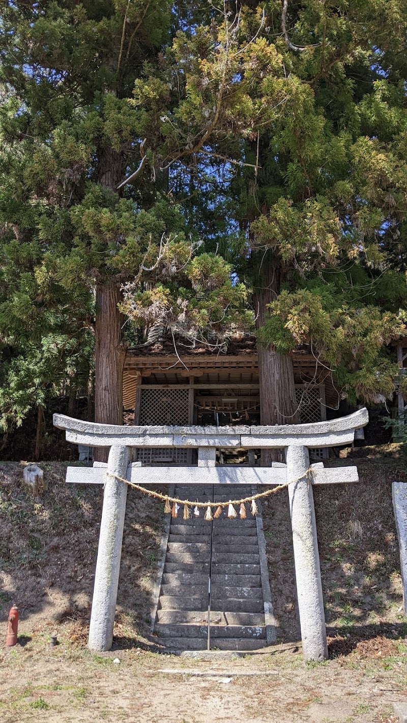 興田神社