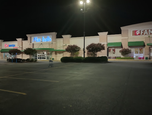 Department Store «Marshalls», reviews and photos, 1557 S Griffin Grove Dr, Griffin, GA 30223, USA