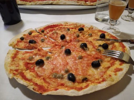 Pizzeria La Rocca in Carmignanello, Provincia di Prato