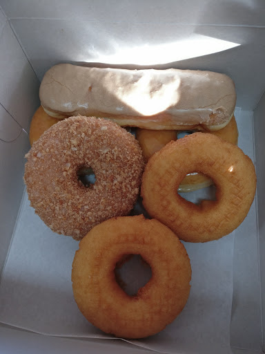 Donut Shop «Daily Donuts», reviews and photos, 10725 W Indian School Rd, Avondale, AZ 85392, USA