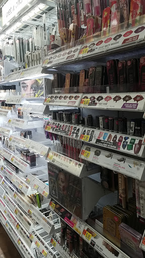 Department Store «Walmart Supercenter», reviews and photos, 3250 Vineland Rd, Kissimmee, FL 34746, USA