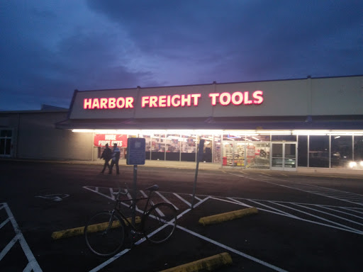 Hardware Store «Harbor Freight Tools», reviews and photos, 4675 Portland Rd NE #170, Salem, OR 97305, USA