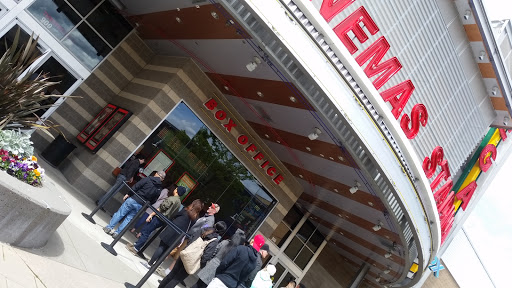 Movie Theater «Regal Cinemas The Landing 14 & RPX», reviews and photos, 900 N 10th Pl, Renton, WA 98057, USA