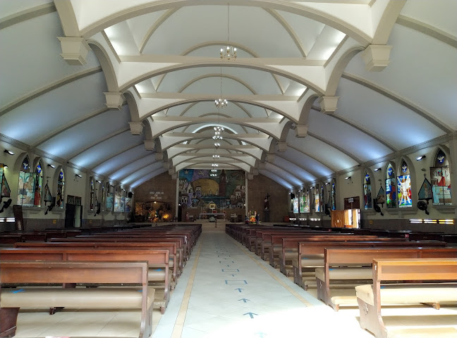 Opiniones de Iglesia Católica Emperatriz Santa Elena - Vicaría Episcopal en La Libertad - Arquitecto