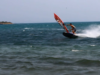 CANDARLI WINDSURF CENTER