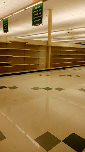 Grocery Store «Stop & Shop», reviews and photos, 24 Summerfield Blvd, Dayton, NJ 08810, USA