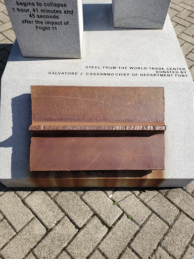 Tourist Attraction «World Peace Bell Center», reviews and photos, 425 York St, Newport, KY 41071, USA