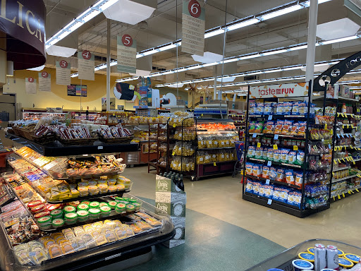 Grocery Store «Times Supermarket», reviews and photos, 3350 Lower Honoapiilani Rd, Lahaina, HI 96761, USA