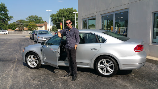 Volkswagen Dealer «Mike Haggerty VW», reviews and photos, 8920 S Cicero Ave, Oak Lawn, IL 60453, USA