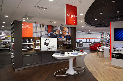 Cell Phone Store «Verizon Wireless, Ping Cellular», reviews and photos, 59 NY-59 #126, Monsey, NY 10952, USA