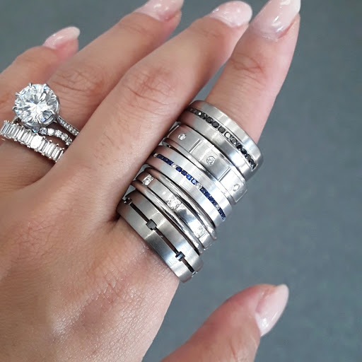 Jeweler «White & Ivory Fine Jewelry», reviews and photos, 1610 Village Market Blvd SE #110, Leesburg, VA 20175, USA