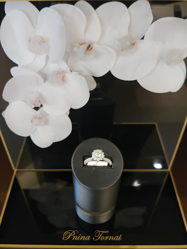 Jewelry Store «Jared The Galleria of Jewelry», reviews and photos, 1720 Mall of Georgia Blvd, Buford, GA 30519, USA