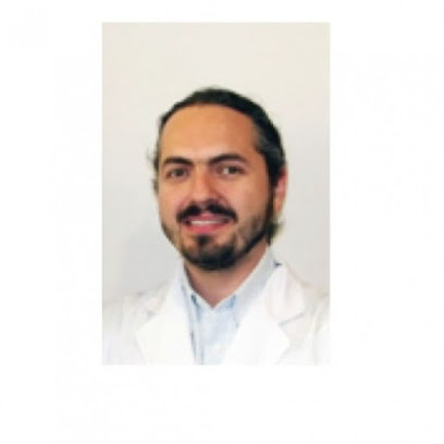 Dr. Nicolás Crisosto King, Endocrinólogo