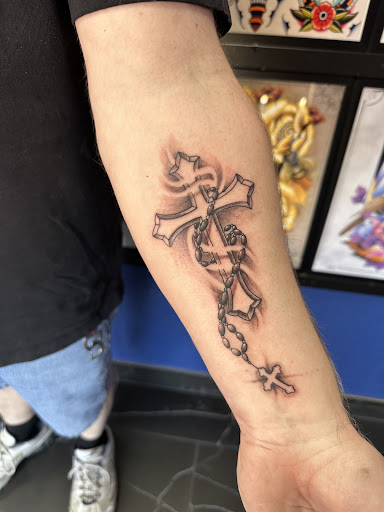 Explore tattoo ideas wife name, creative tattoo ideas in Las Vegas, available at Sapphire Tattoo Studio